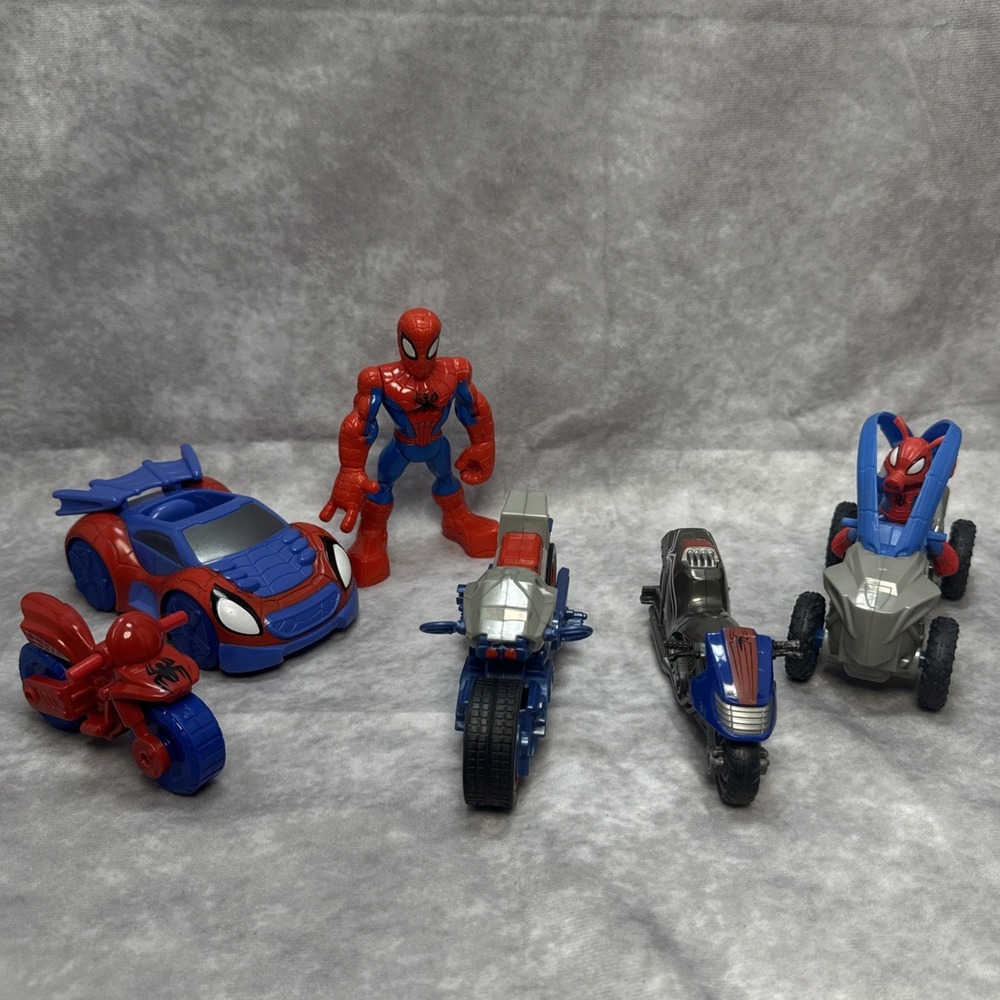 Marvel Spiderman Lot Motorcycles w Spider Man & Peter Porker Figures Playskool